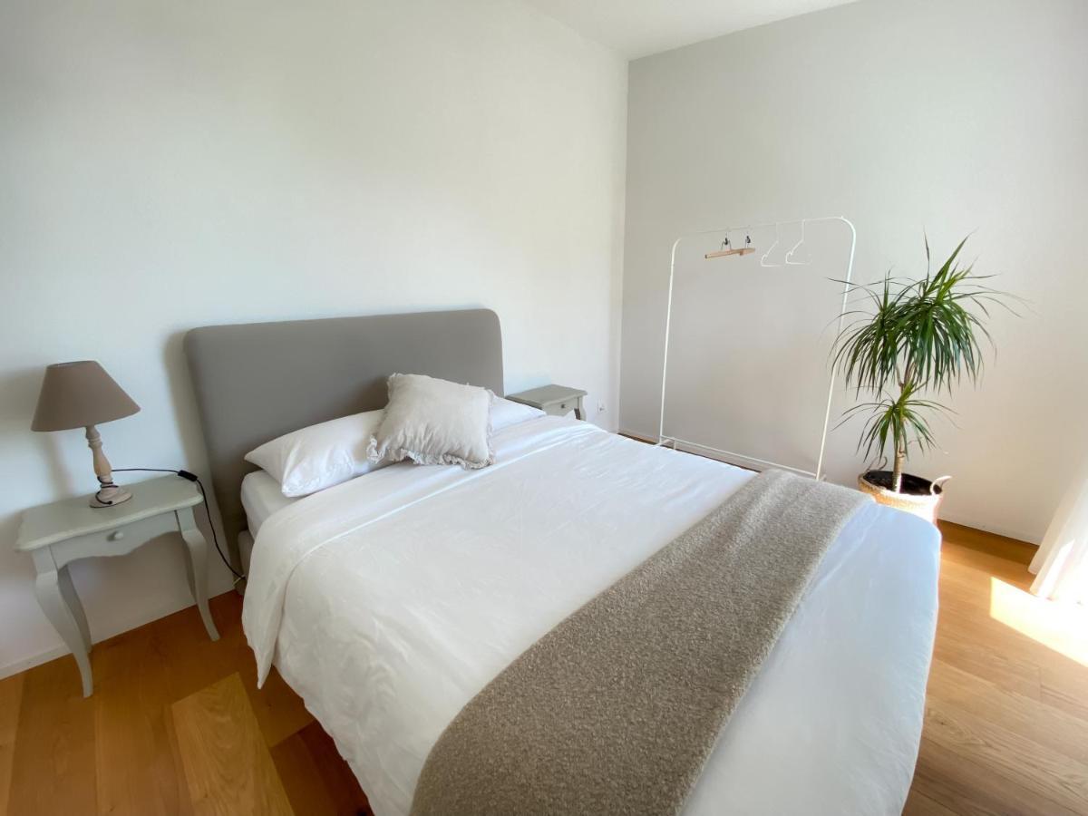 Chatillon  Lakeview Guesthouse With Two Bedrooms & Private Bathroom מראה חיצוני תמונה